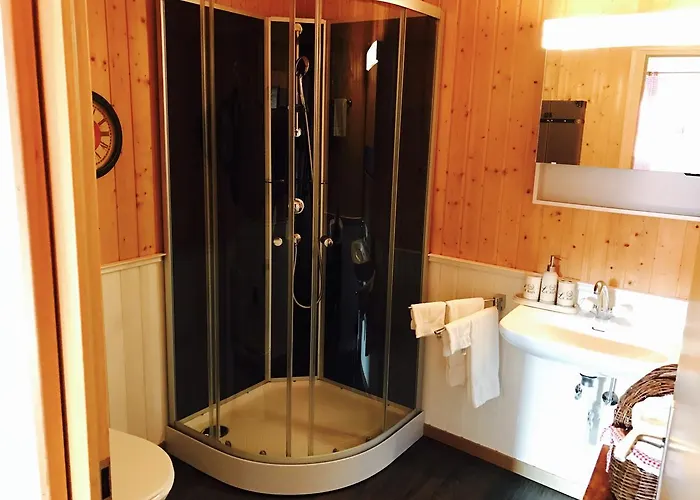 De L'assesseur - Mont-soleil Hotel *