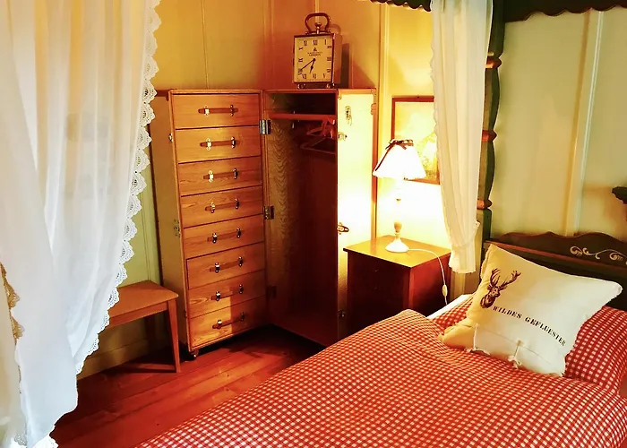 De L'assesseur - Mont-soleil Hotel *